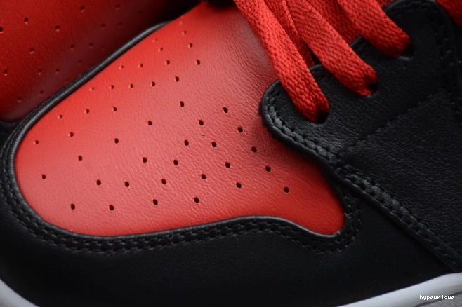 HYPE Retro Banned Jordan 1 432001-001 Air 0719